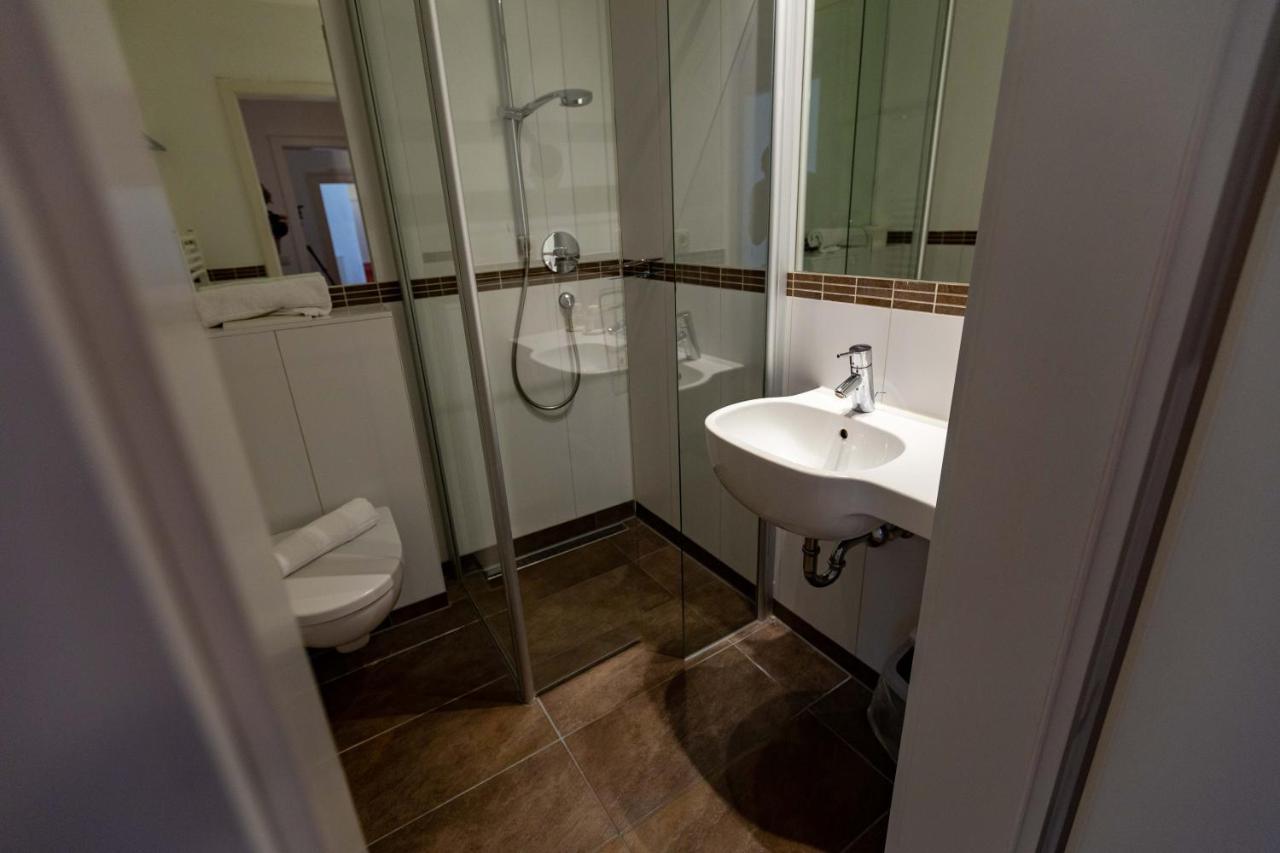Hotel Schyrenhof Scheyern Bagian luar foto